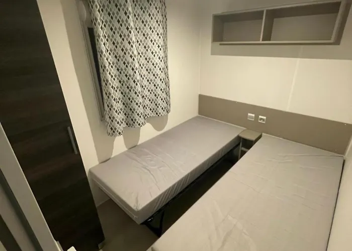 Mobile F123 Bois Dormant *